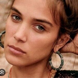 Sezane Josh Earrings in green